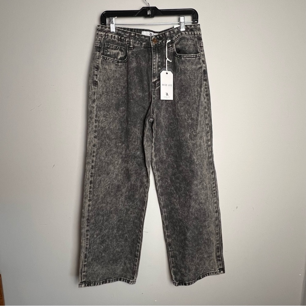 Women's NWT Black Acid Wash wide leg Flying Angel Jeans